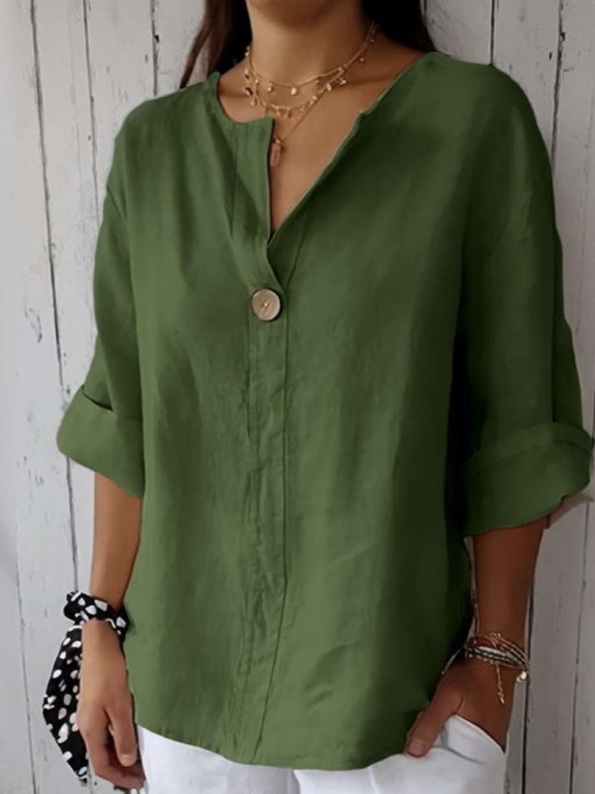 Yara - Relaxed Chic Blouse