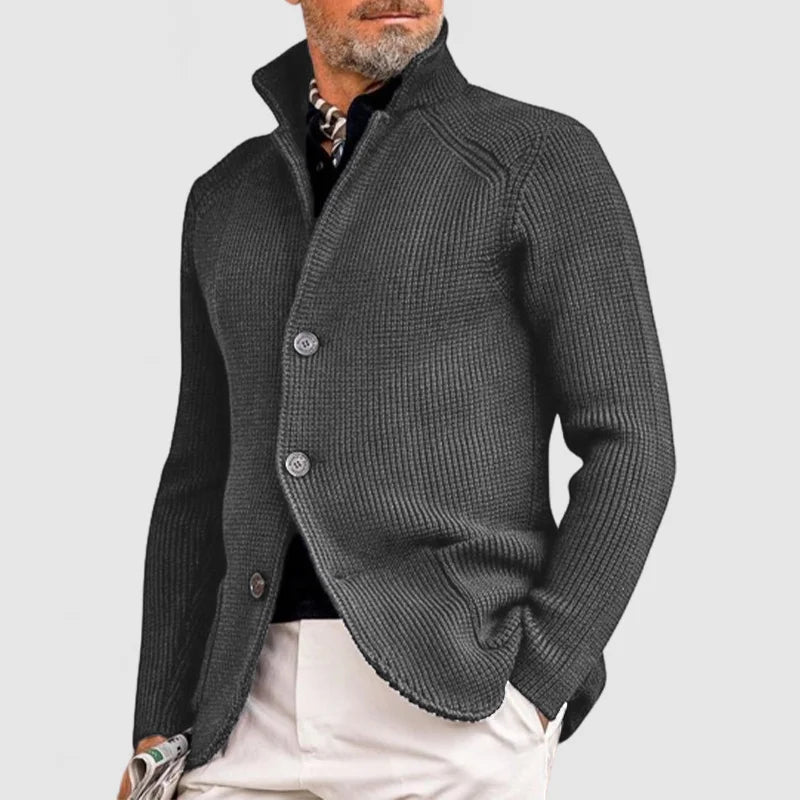 Oliver Elegant Cardigan – Timeless Grace