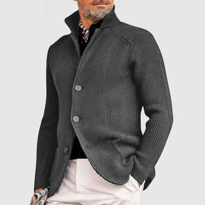 Oliver Elegant Cardigan – Timeless Grace