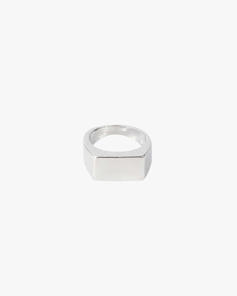 Avery Bold Signet Ring