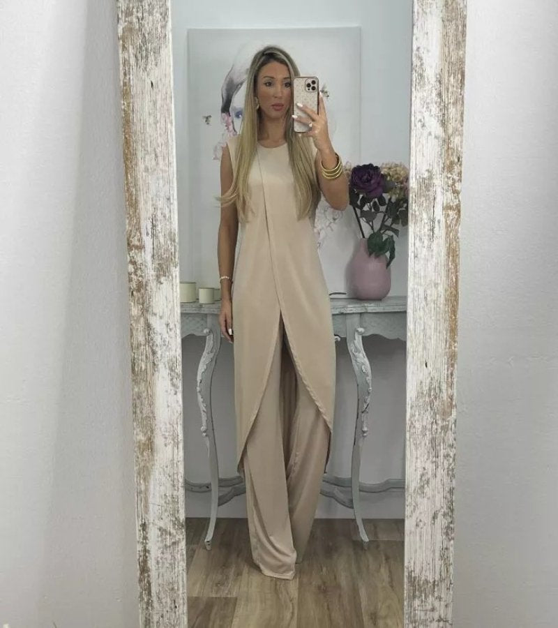 Flavia - Chic Sleeveless Set