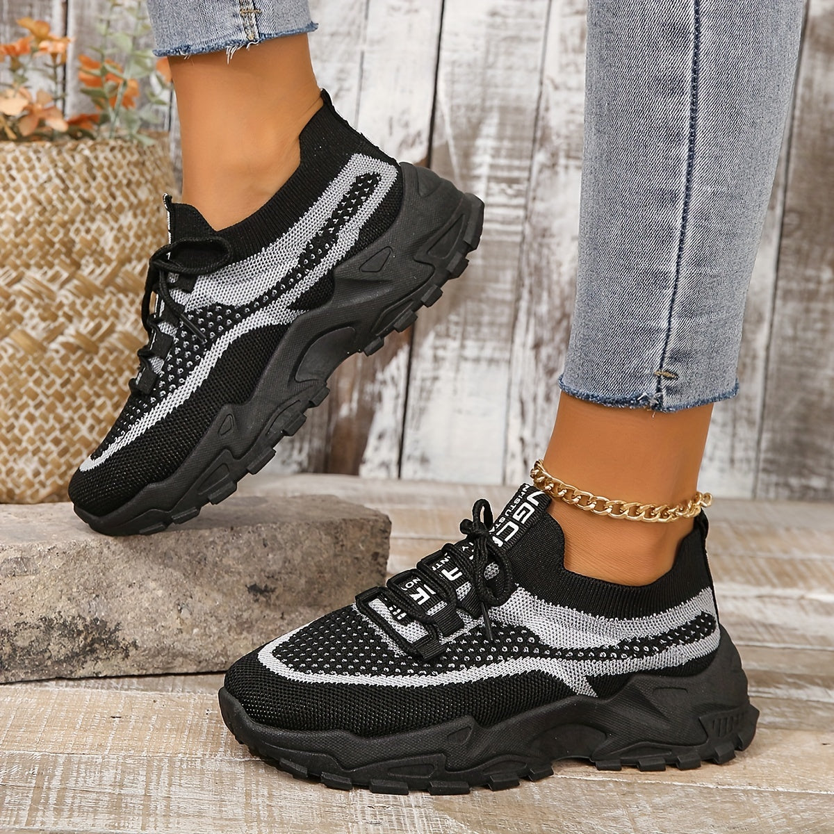 BreezeFit – Lightweight Knit Trainers