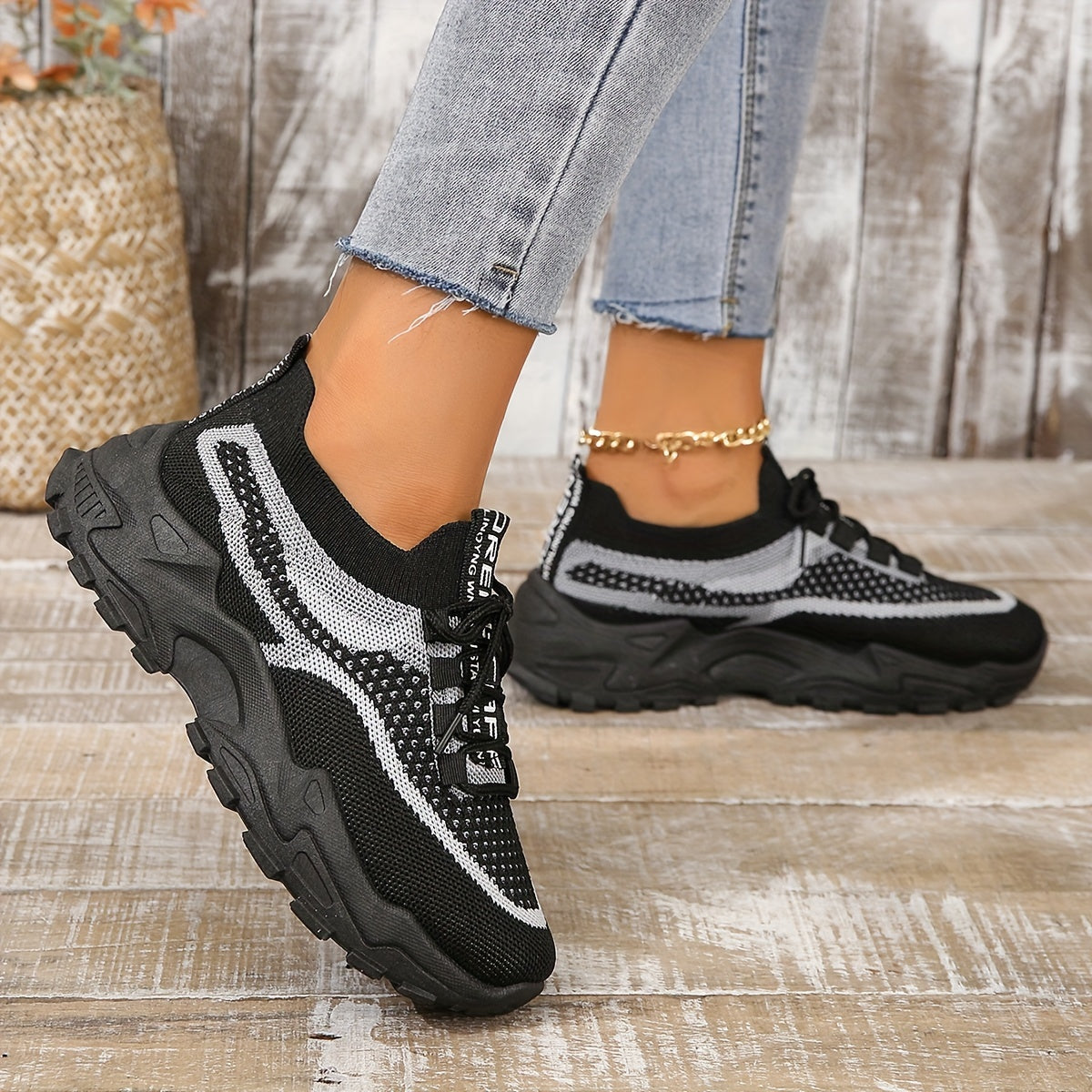 BreezeFit – Lightweight Knit Trainers