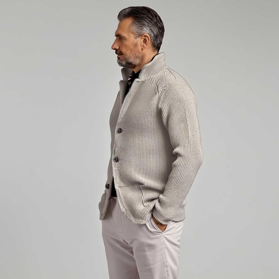 Oliver Elegant Cardigan – Timeless Grace