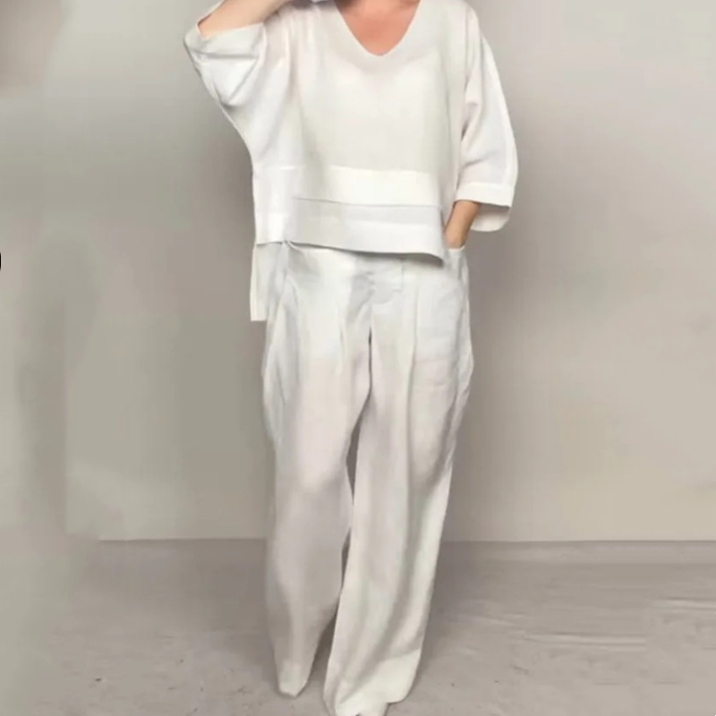 Valentina | 2 Piece Set with Relaxed Fit and Minimal Style for Everyday
