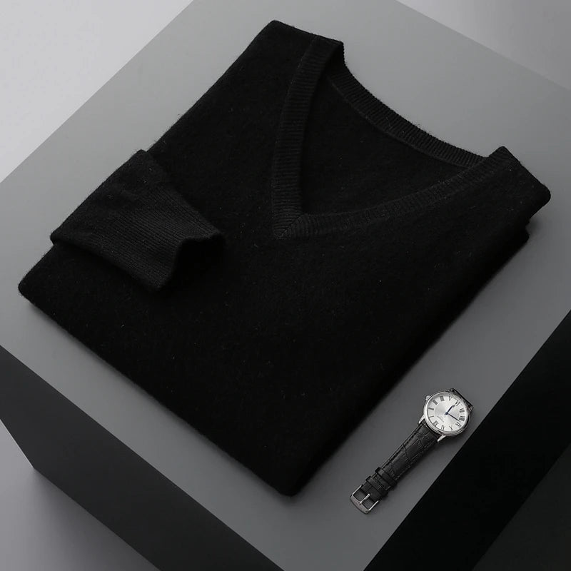 Wollpullover mit V-Ausschnitt