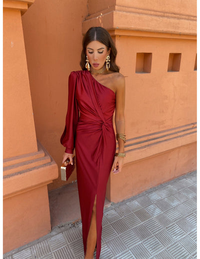 Paula Elegant Dress – Timeless Grace